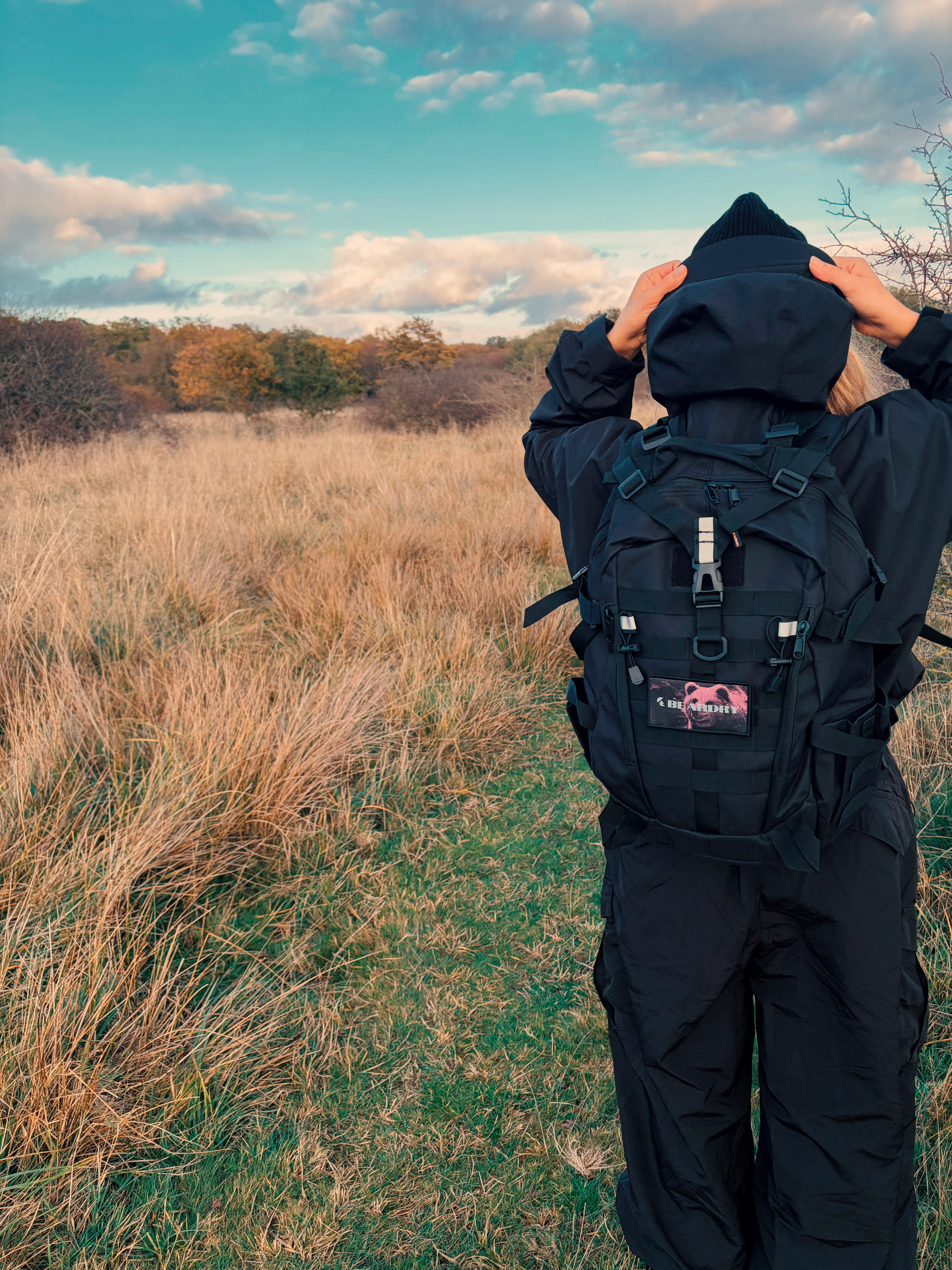 Everyday Onyx Black Backpack 25L with Crimson Bear